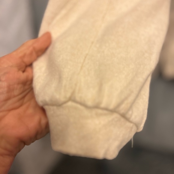 HAYDEN LOS ANGELES crew neck KNIT LONG SLEEVE LIGHT SWEATER L soft - Picture 2 of 6